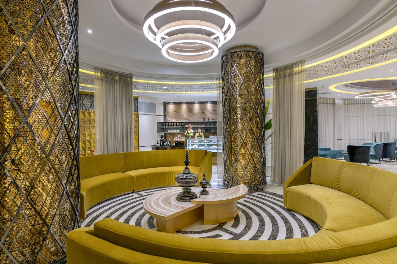 Grand Mercure Yangon Golden Empire Екстер'єр фото